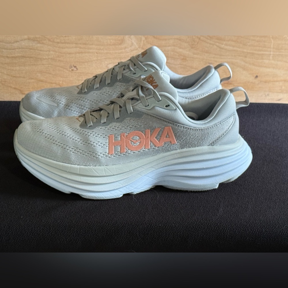 Hoka One One BONDI 8